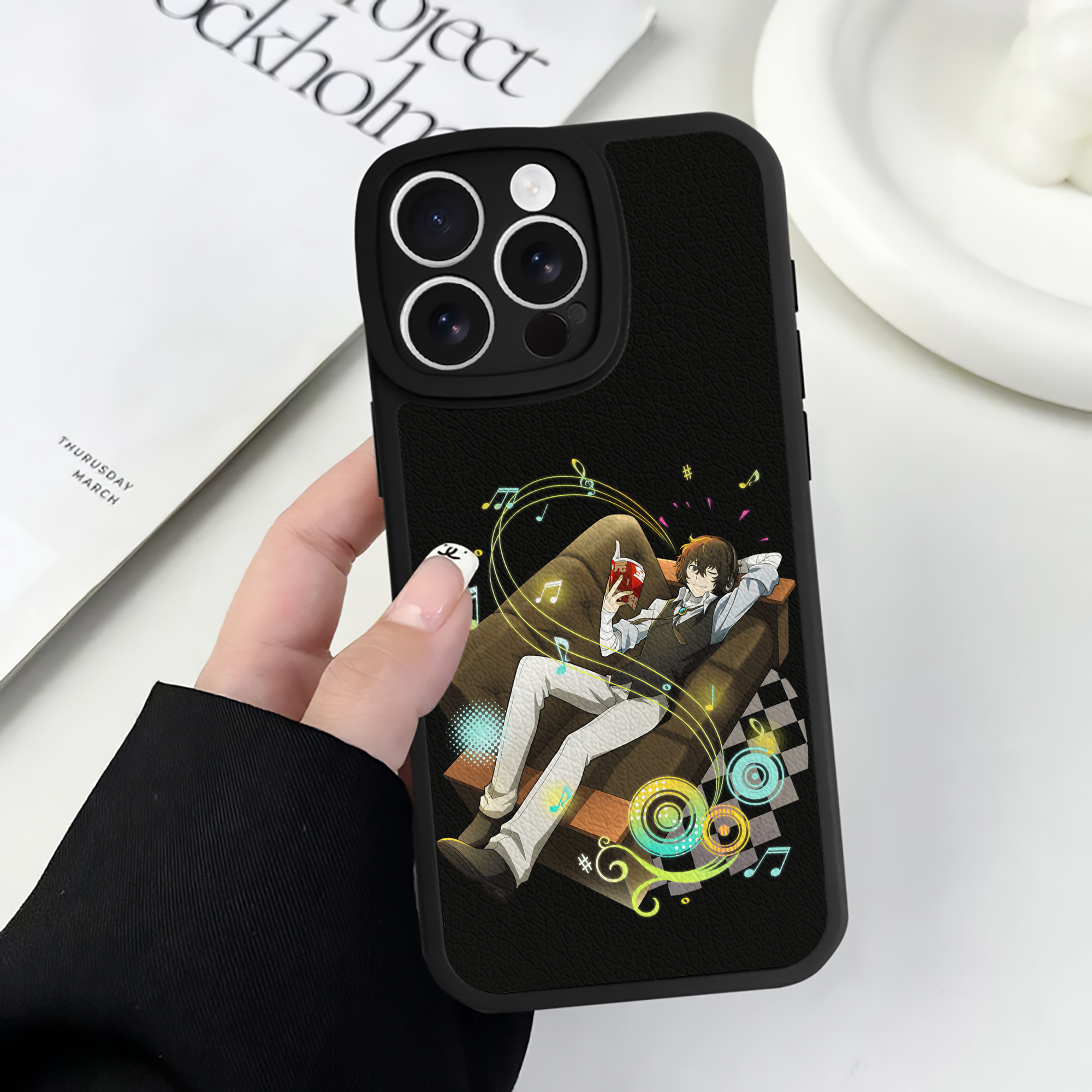 （画像用） 文豪ストレイドッグス Bungo Stray Dogs 【iPhone 16シリーズ対応】シリコンスマホケース（レザー調） 材質：シリコン